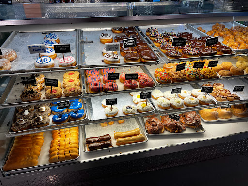 Hurts Donuts